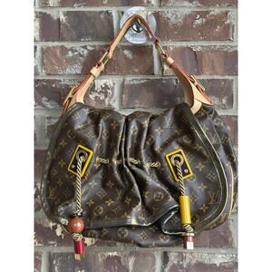 Louis Vuitton Kalahari Handbag Monogram Canvas GM 47456